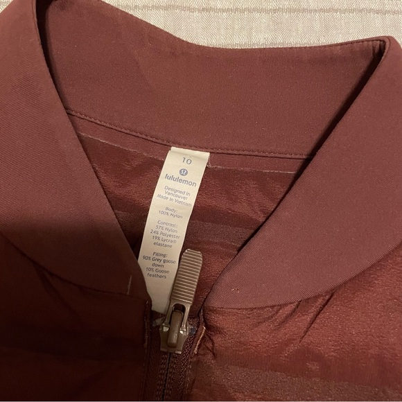 Lululemon Down & Around Vest (Dark Cedar) Size 10 HTF - Picture 7 of 16